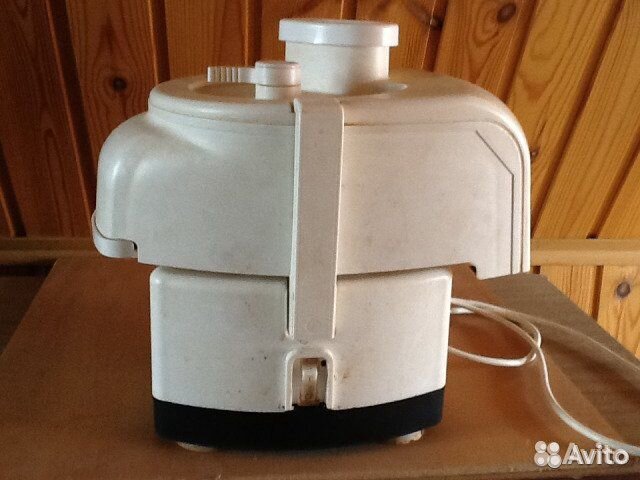 Соковыжималка электрическая