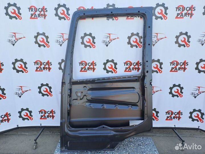 Дверь Mercedes W932 A9437201605