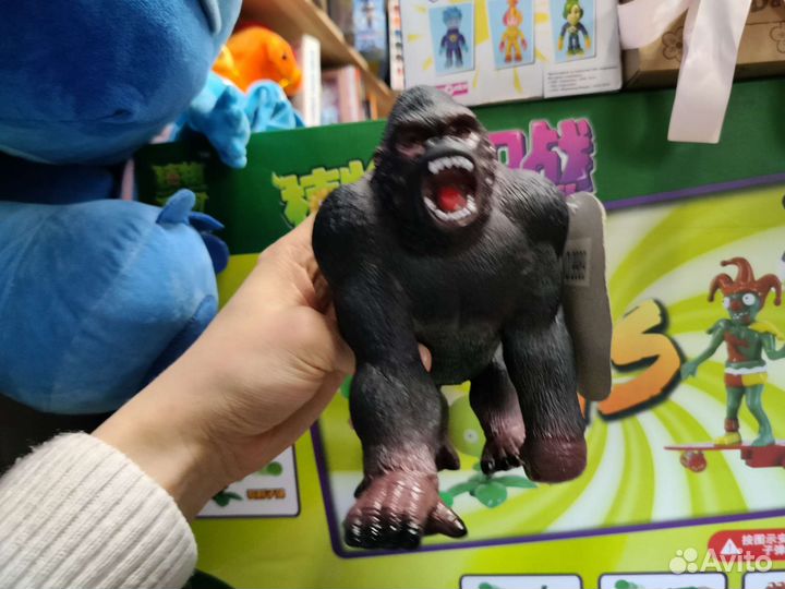 Резиновая обезъяна Кинг Конг 17 на 25 см