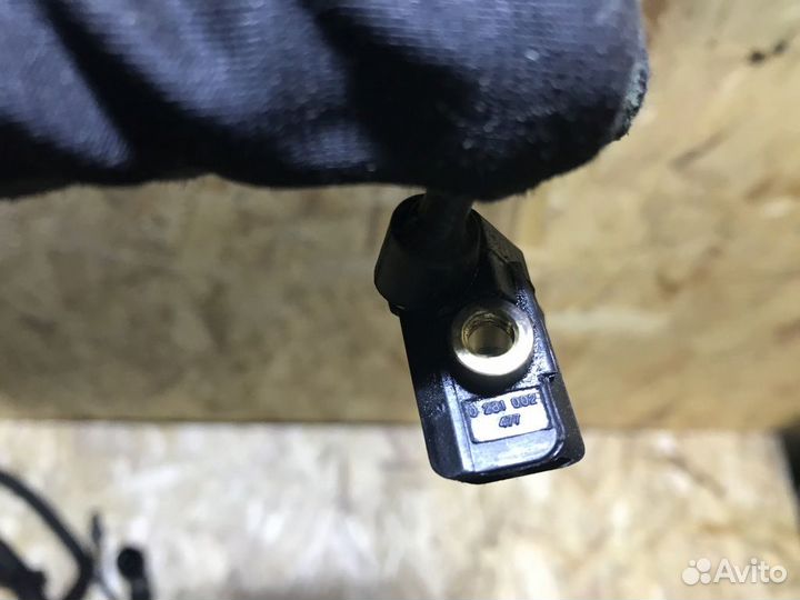 13627787192 Датчик положения коленвала BMW E60 E87