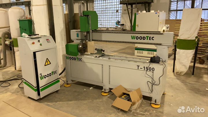 Токарно-фрезерный станок с чпу WoodTec T1500