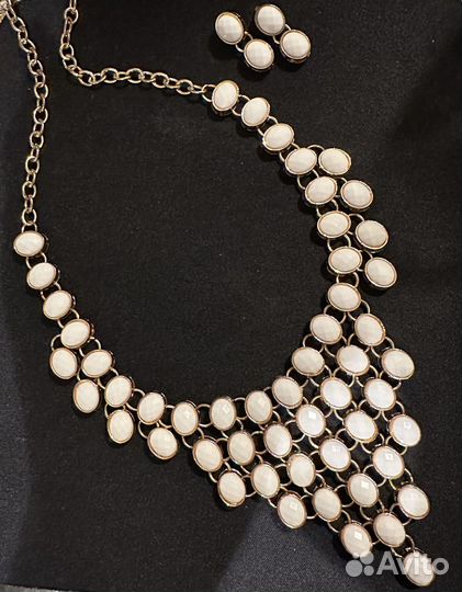 Колье ожерелье