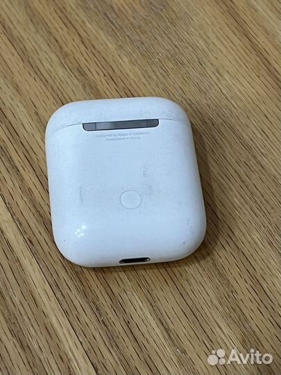 Беспроводные наушники apple airpods