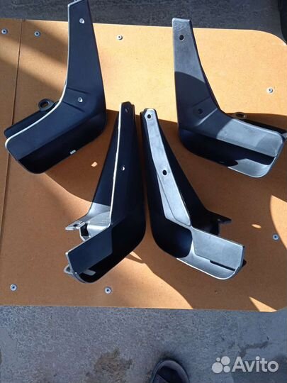 Брызговики Nissan leaf