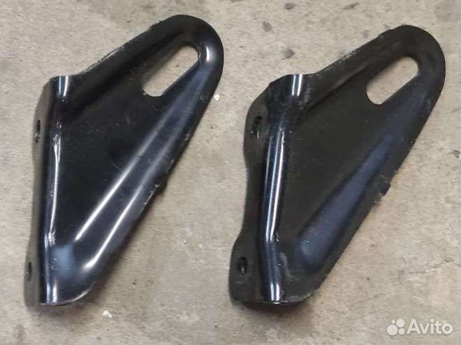 Буксировочная петля Toyota