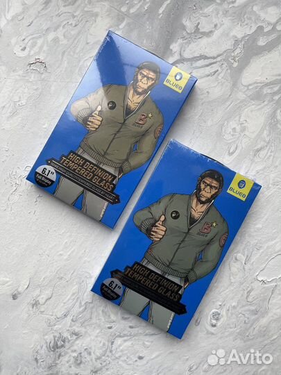 Новое Защитное стекло Blueo для iPhone 13/13Pro