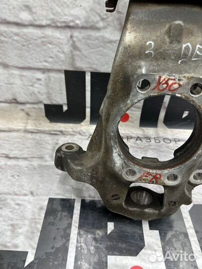 Кулак поворотный передний правый Infiniti M35 Y50