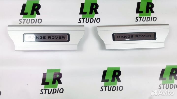 Накладки на пороги Range Rover диодные