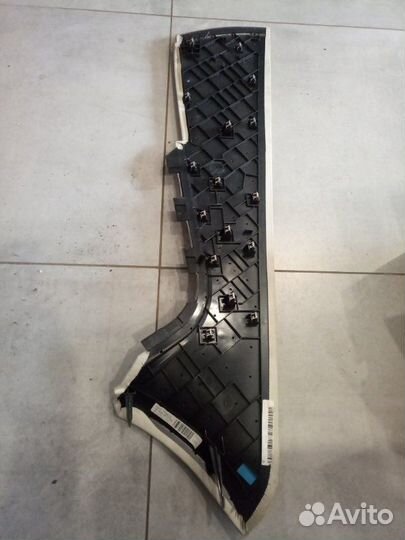 Накладка консоли центральная правая Jaguar Xj