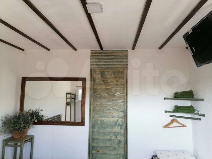 Дом 25 м² на участке 9 сот.