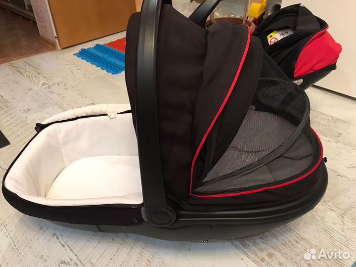 Коляска 3 в 1