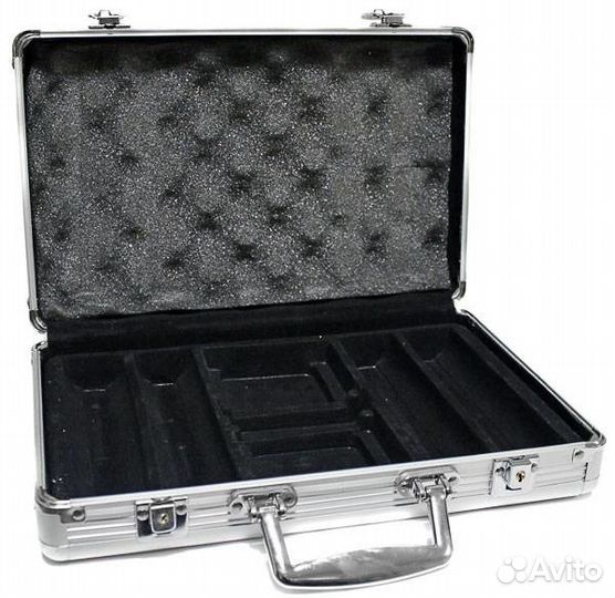 Алюминиевый кейс на 200 фишек