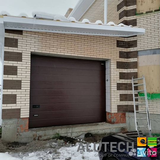 Гаражные ворота alutech
