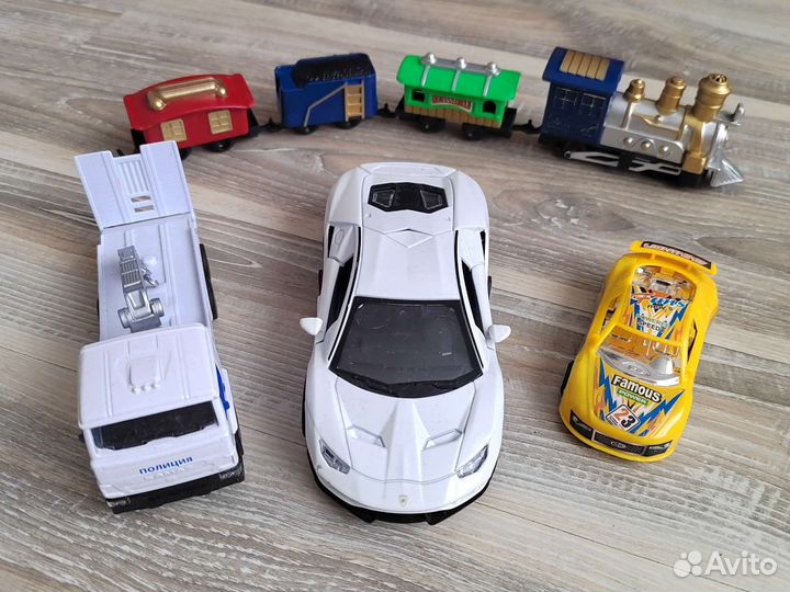 Машинки игрушки