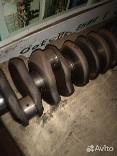 Volkswagen LT 28 коленвал 2.4 диз 89 г