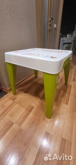 Стол детский со стулом