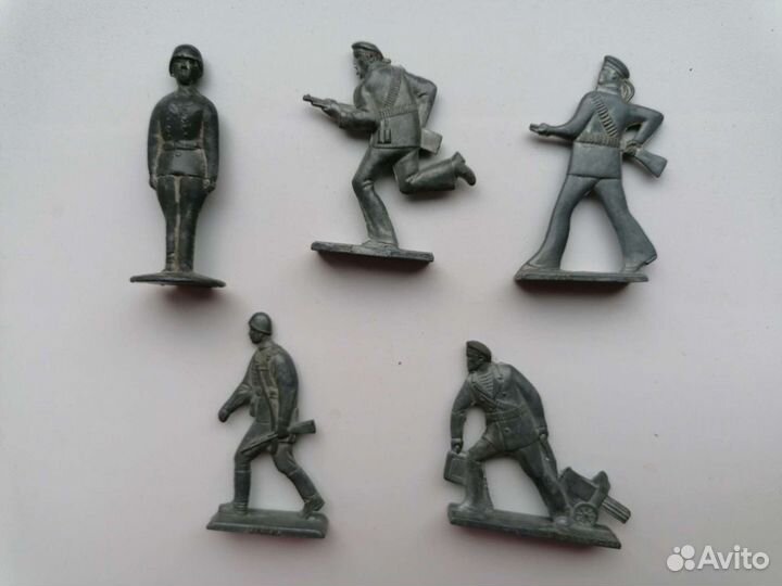 Оловянные солдатики машинки