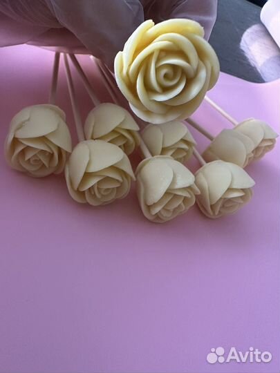 Розы из бельгийского шоколада