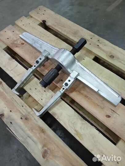 Съёмник подшипников 160мм - 640мм