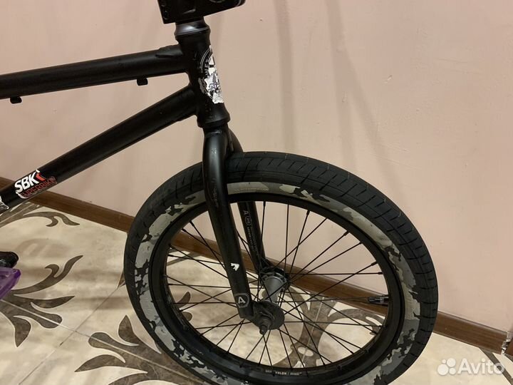 Трюковой велосипед bmx
