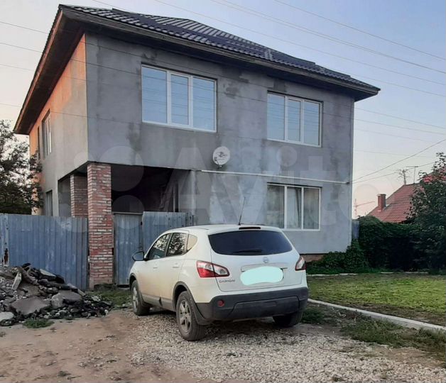 Дом 192 м² на участке 4,3 сот.