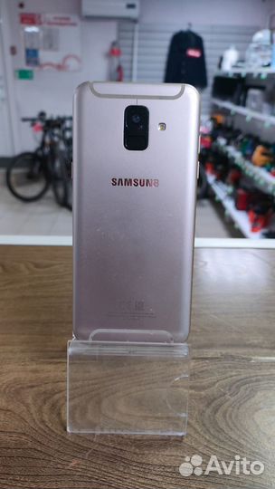 Samsung Galaxy A6, 3/32 ГБ