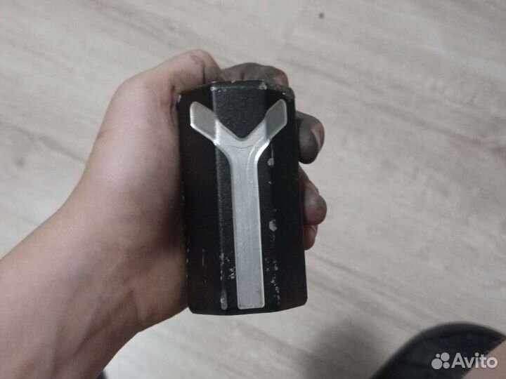 Зажим для трюкового самоката scs