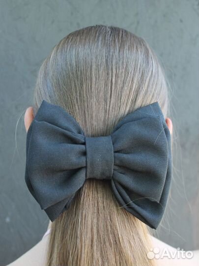 Школьный бант для волос