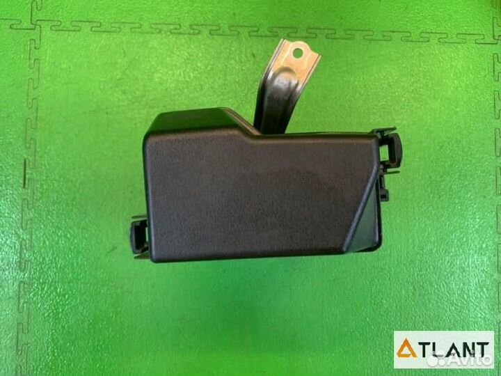 Блок предохранителей toyota tank