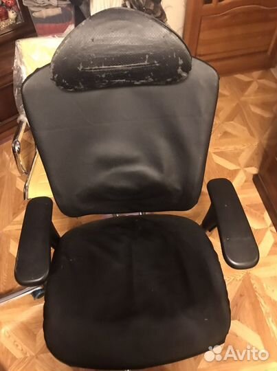 Компьютерное кресло