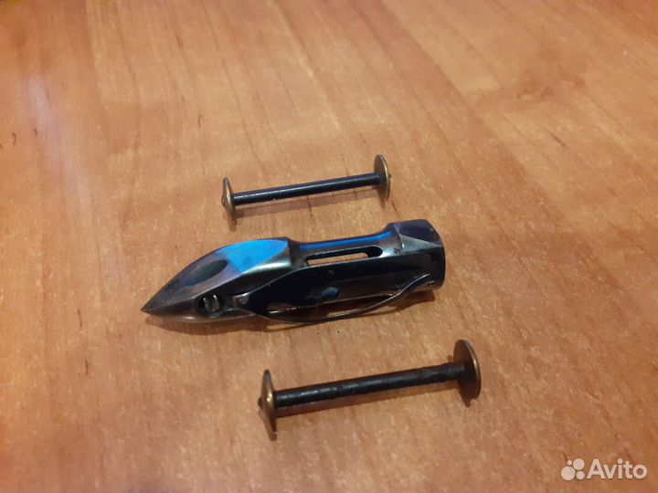 Челнок-пуля для швейной машинки