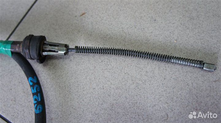 Трос стояночного тормоза Suzuki Jimny