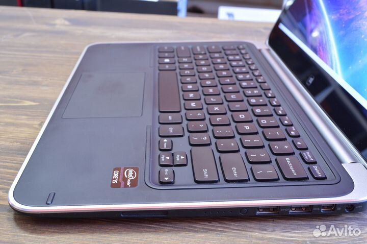 Премиальный ноутбук-трансформер Dell XPS P20S