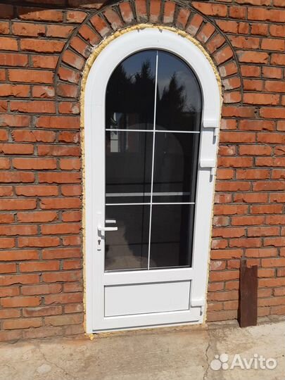 Дверь пластиковая пвх