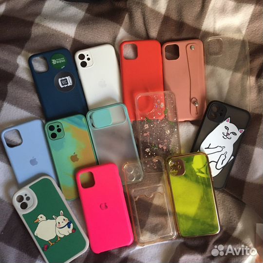 Чехол на iPhone 11