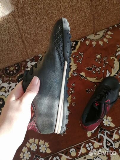 Футбольные бутсы