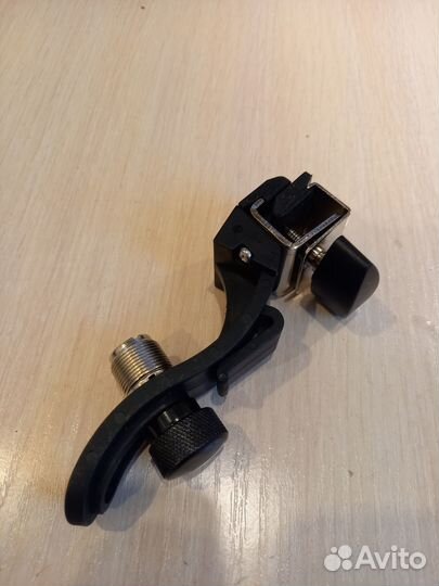 Зажим-держатель для микрофона