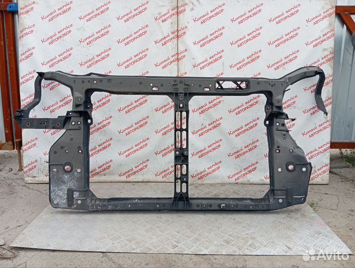 Рамка радиатора Hyundai Tucson