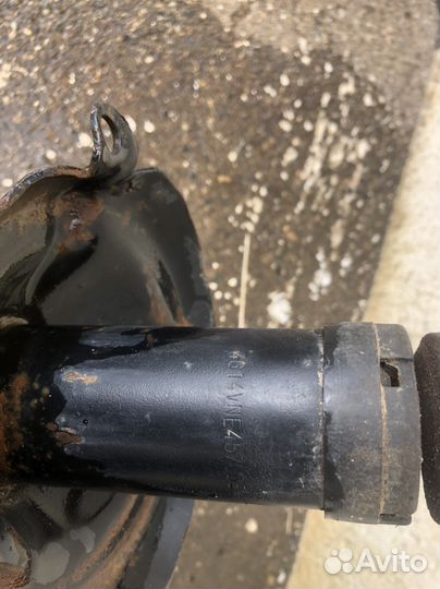 Передняя стойка passat b4