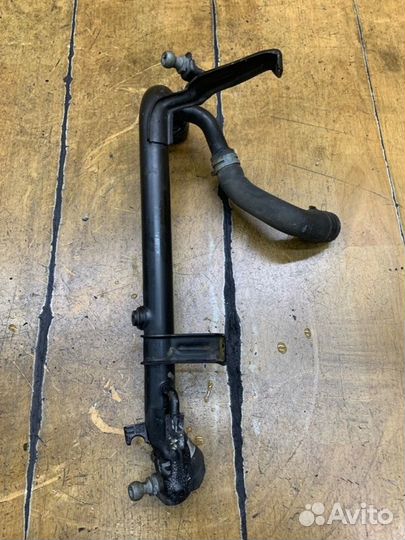 Патрубок системы охлаждения двигателя Volkswagen