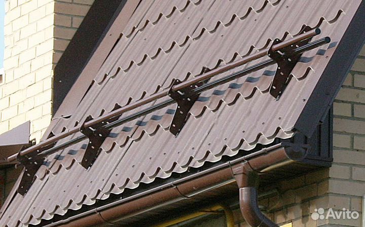 Долговечные снегозадержатели для крыши