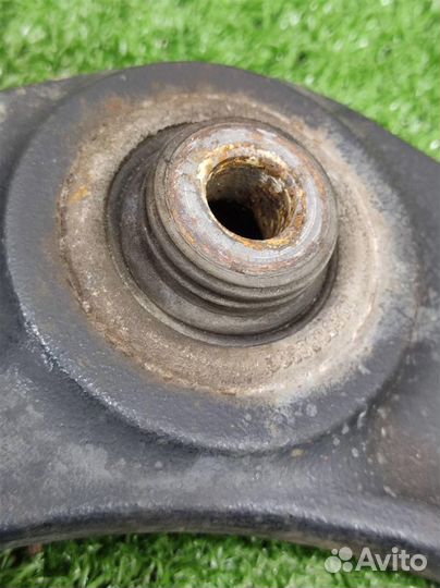 Рычаг передний левый нижний Peugeot 308 (4E) 2008