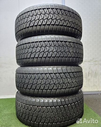 Bridgestone Blizzak DM-V2 255/55 R20