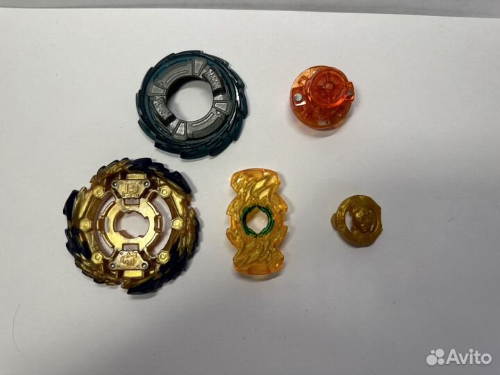 Бейблэйд берст такара томи Визард Фафнир