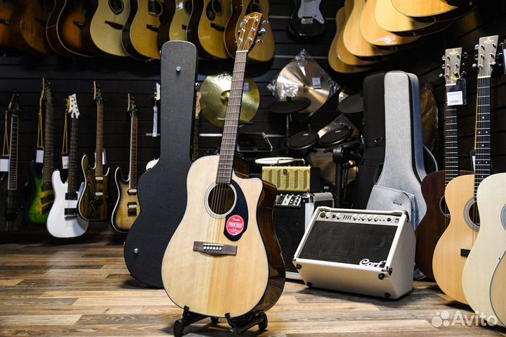 Электроакустическая гитара Fender (Комплект)