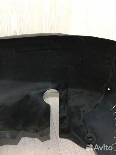 Подкрылок задний левый Mercedes Benz E280 W211