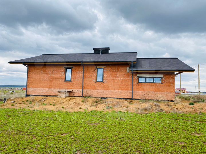 Дом 197,7 м² на участке 15 сот.