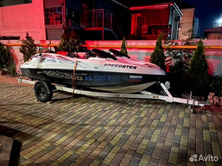 Катер BRP speedster