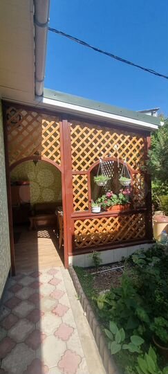 2-к. квартира, 60 м², 2/2 эт.