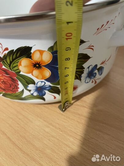 Кастрюля эмалированная